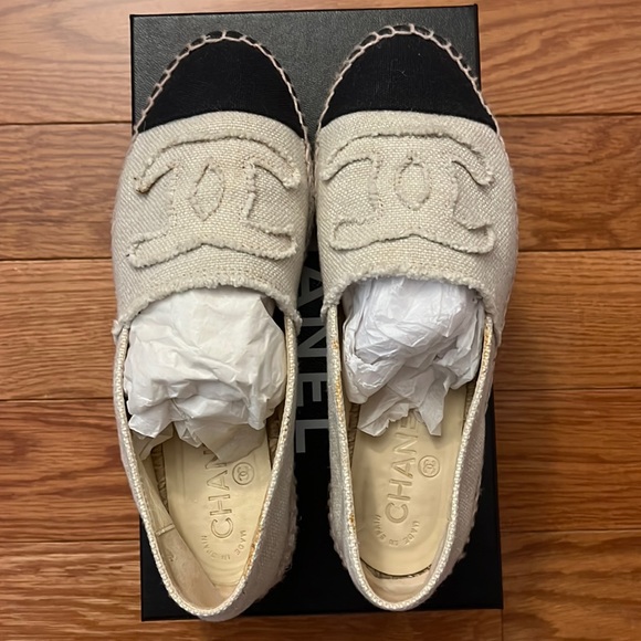 Chanel Espadrille Flats in Beige Size 37 - Picture 1 of 15